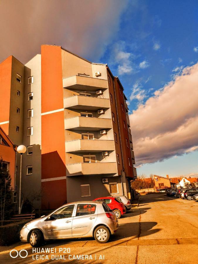 Apartman Kiss Osijek Exterior photo